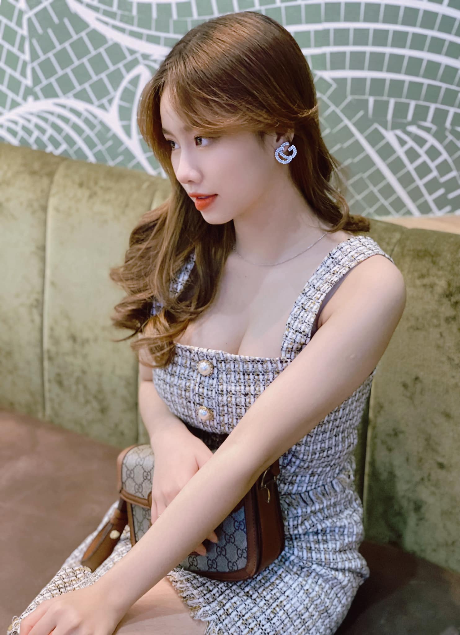 Huế Hoàng id=100013743823799